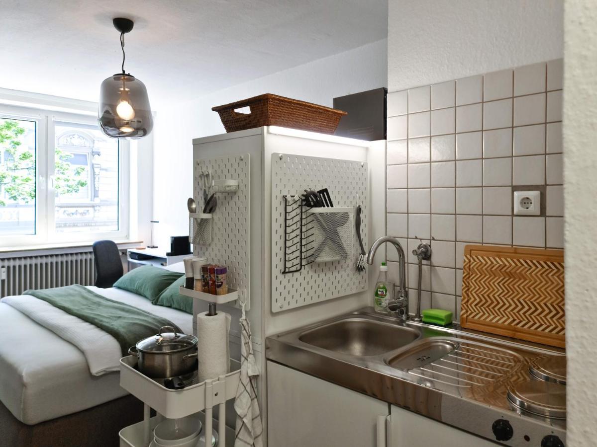 Schoene Ferienwohnung Im Zentrum Mit Self Check-In Und Free Wifi Essen Eksteriør bilde